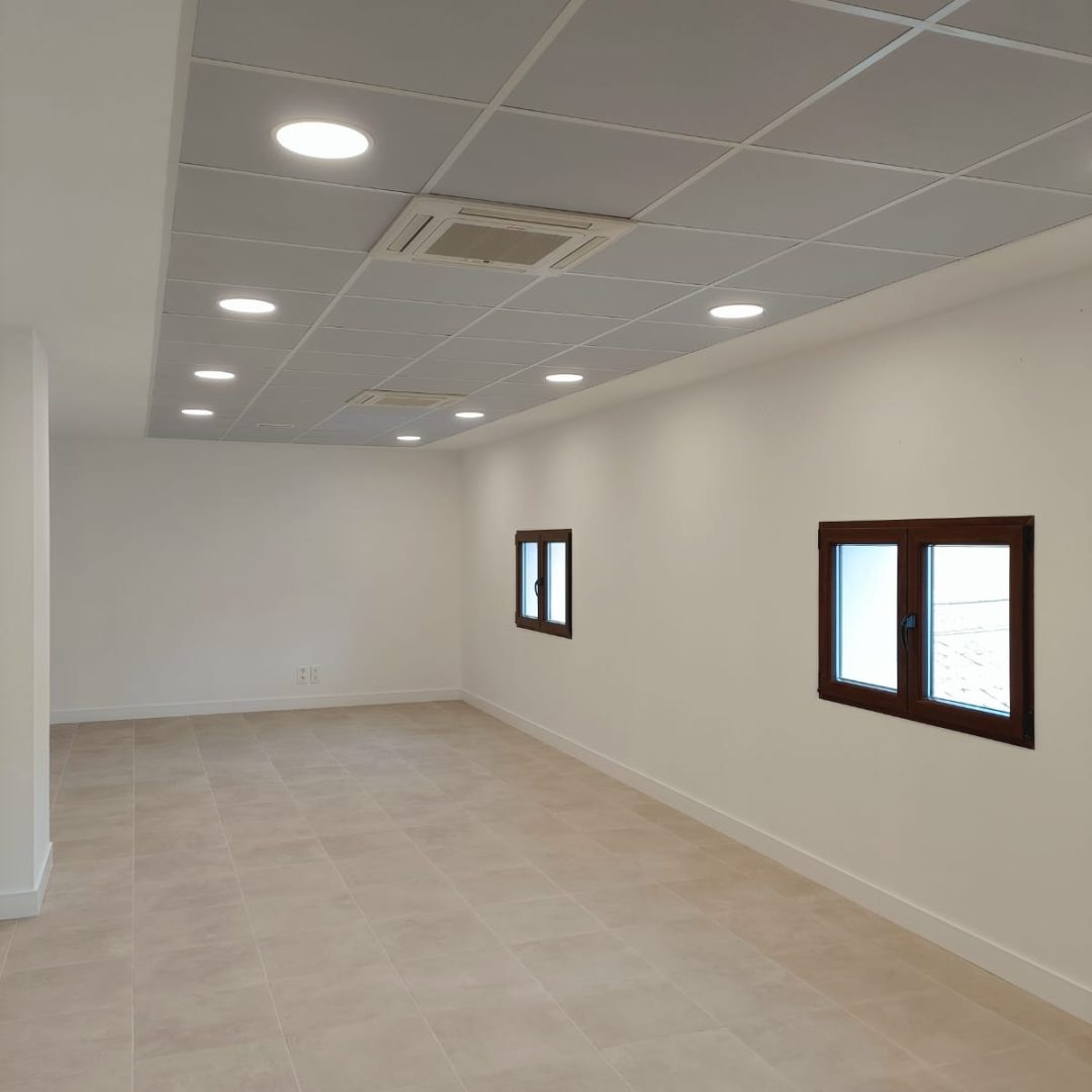 WhatsApp Image 2025-09-10 at 15.20.00 (4)